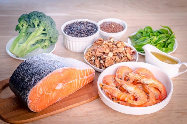 Omega 3 vs. Omega 6 How to Achieve the Balance for a Healthier Life