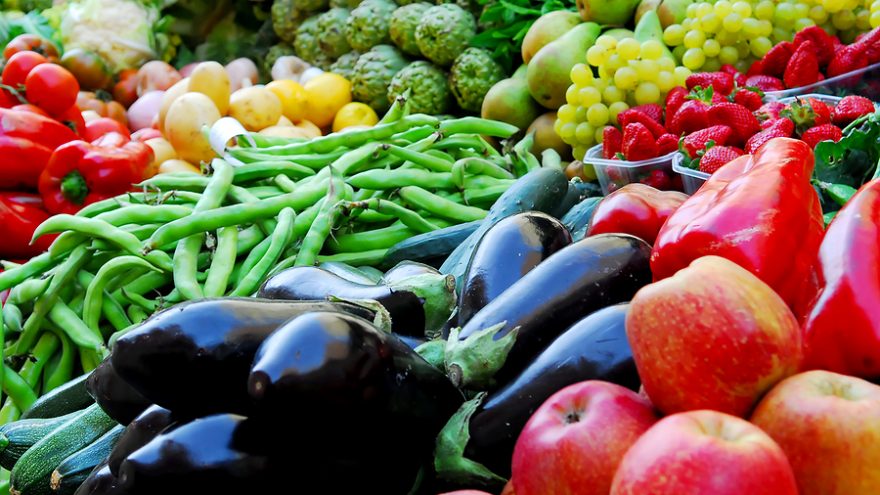 Are Nutrients Better in the Form of Supplements or Real Food? supplements or real food
